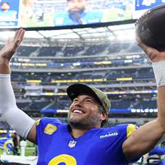 Stafford deserves a pay raise, and the Rams better pay him