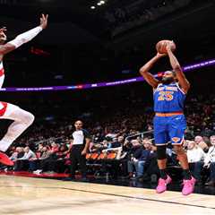 Mikal Bridges, OG Anunoby pick up slack for other Knicks stars in comeback win over Raptors