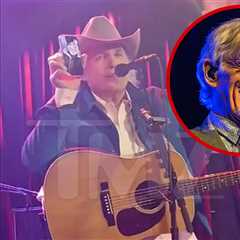 Billy Bob Thornton FaceTimes Into Benefit Show After Getting Stuck in Winter Storm