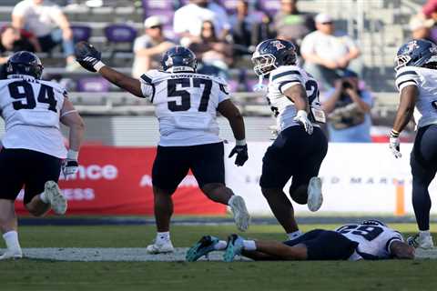 Rice safety Daveon Hook carted off field in scary scene at Armed Forces Bowl