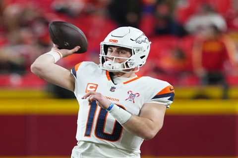 Dolphins vs. Patriots, Chargers vs. Broncos predictions: NFL Week 18 picks, odds