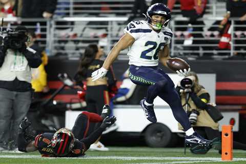 Seahawks stifle rival 49ers to grab NFC’s No. 1 seed for playoffs
