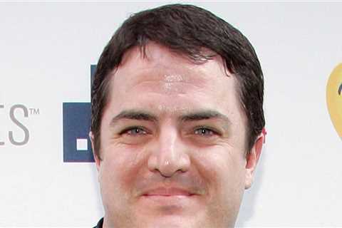 'Grey's Anatomy' Star Steven W. Bailey Says Shocking Diagnosis Made Him Start Using Wheelchair