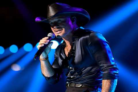 Tim McGraw Tapped For NHL Stadium Series Show