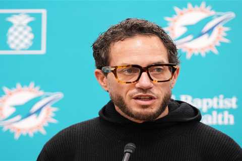 Mike McDaniel’s search for next job takes interesting twist with Buccaneers interview set