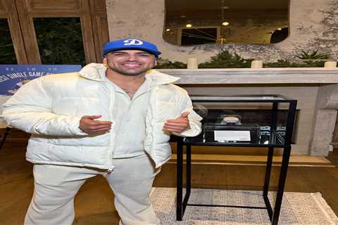 Historic Shohei Ohtani home run ball sells for shockingly low price after seller turns down $2..