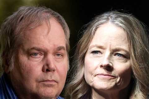 Ronald Reagan Attempted Assassin John Hinckley Jr. Believes He Turned Jodie Foster Lesbian