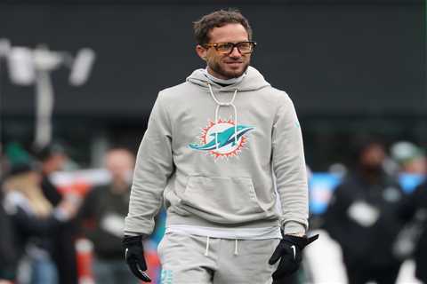 Why Lions passed on Mike McDaniel for surprise offensive coordinator choice