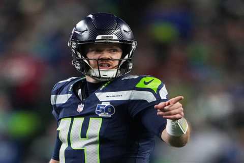 NFL Divisional Round betting recap, trends, line movement: Super Bowl odds, Box Nix injury impact