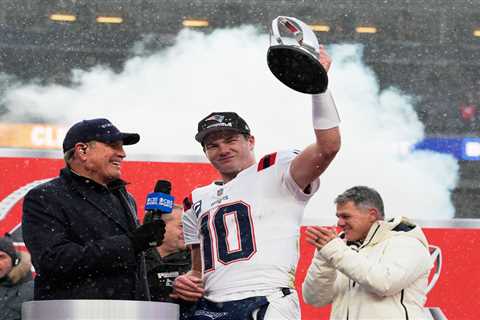 The rebuilding Patriots vs. Sam Darnold in the Super Bowl, just like we all predicted