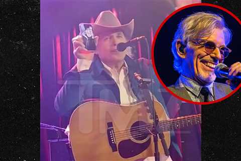 Billy Bob Thornton FaceTimes Into Benefit Show After Getting Stuck in Winter Storm