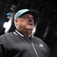 Vic Fangio retirement uncertainty adds twist to chaotic Eagles offseason