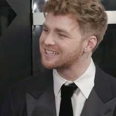 Alex Warren Talks Upcoming Music & Tour & More | GRAMMYs 2026