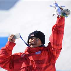 Japanese skier wins 2026 Winter Olympics race backwards in wild scene: ‘I can’t believe my eyes