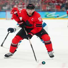 Canada’s captaincy succession plan on full display with Sidney Crosby out during Olympic semifinal..