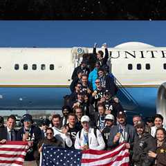 U.S. Men's Hockey Flies to Washington D.C. On Military Plane To Meet President Trump