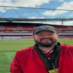 Beloved college football reporter Wes Rucker dead at 43