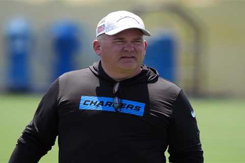 Jets bring in Greg Roman, Darrell Bevell for in-person interviews as OC search continues