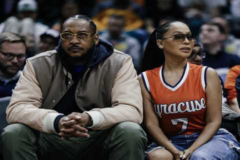 Carmelo Anthony sends disgusted message about Syracuse’s decline with coach on hot seat