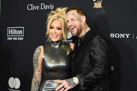 Bunnie Xo Says Jelly Roll Is Giving 1 of His Grammys to a Juvenile Detention Center for..