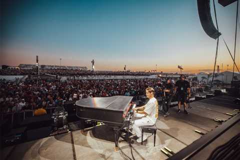 ‘The Whole Thing Is A Show’: Why the Love Affair Between F1 Racing and Music Just ‘Makes Sense’