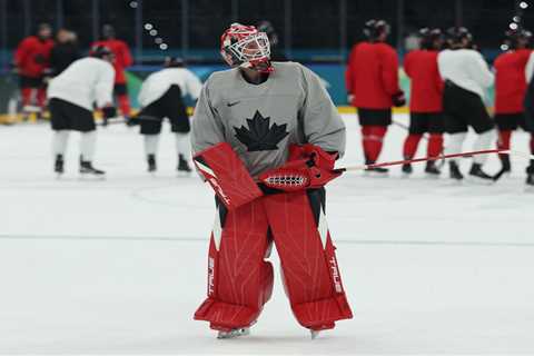 The Jordan Binnington issue at heart of Team Canada’s goalie decision