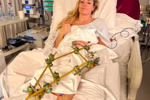 Lindsey Vonn reveals third surgery and first hospital photo after scary 2026 Olympics crash