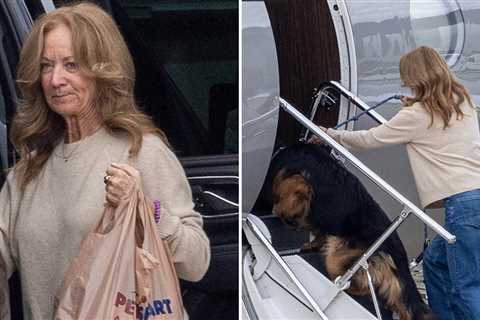 Sydney Sweeney's Mom Flies Scooter Braun's Private Jet With Her Dog