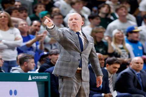 Mick Cronin caught on camera allegedly ejecting own player in loss