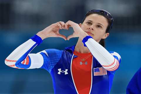 Brittany Bowe caps Olympic speedskating career with fourth-place 1500-meter finish