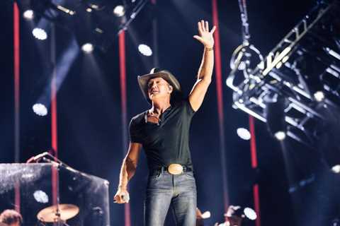 Tim McGraw, Keith Urban, Blake Shelton & More to Play CMA Fest 2026