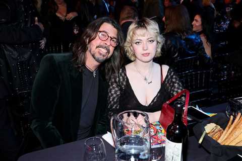 Dave Grohl Had ‘No Idea’ Daughter Violet Signed a Record Deal, Says Her Album ‘Inspired’ New Foo..