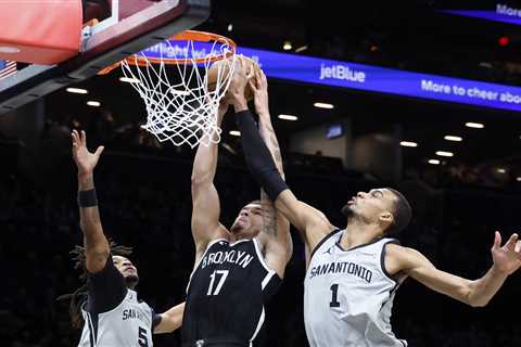 Nets blown out by red-hot Spurs to take latest step in tank