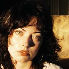 Violet Grohl Makes Her Billboard Chart Debut With ‘THUM’