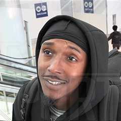 Lou Williams Backs Hawks’ Magic City Night, Lemon Pepper Wings And All