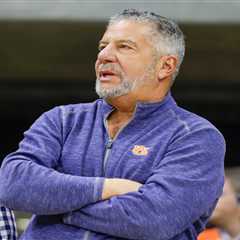 Bruce Pearl hilariously bungles Caitlin Clark reference, flips Miami (Ohio) stance in wild TNT..
