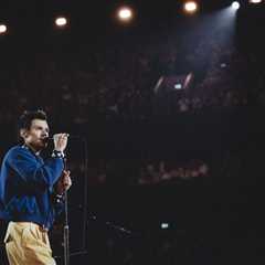 All Hail Harry Styles: ‘Kiss All The Time. Disco, Occasionally’ Debuts at No. 1 in Australia