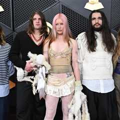 Wet Leg Revealed As Musical Guest on ‘SNL UK’ Premiere