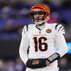 Joe Flacco, 41, calls out ‘dumb’ teams for not signing him to start