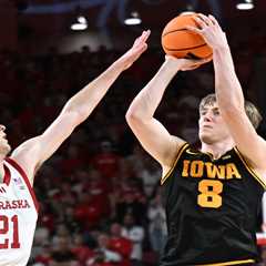 Iowa vs. Nebraska odds, prediction: March Madness Sweet 16 picks, best bets Thursday
