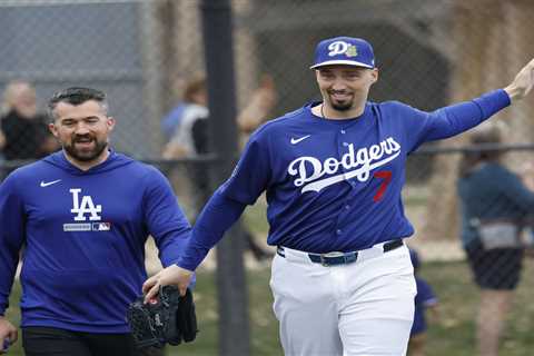 Dodgers have luxury to not sweat Blake Snell’s absence