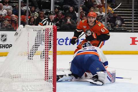 Islanders overwhelmed by Ducks as five-game win streak snapped
