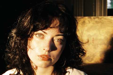 Violet Grohl Makes Her Billboard Chart Debut With ‘THUM’