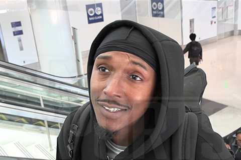 Lou Williams Backs Hawks’ Magic City Night, Lemon Pepper Wings And All