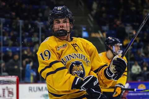 Long Island college hockey prodigy shattering records as freshman at Quinnipiac