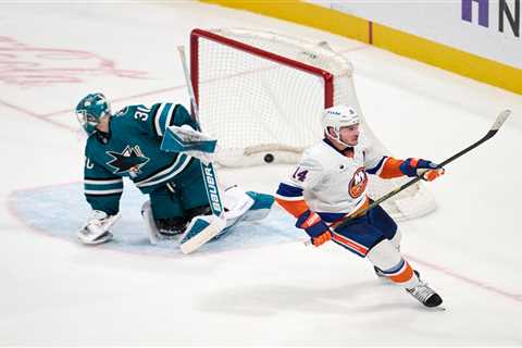 Bo Horvat lifts Islanders over Sharks in OT for crucial win in tight playoff race