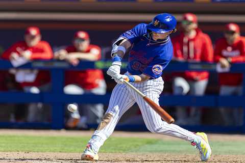 David Stearns won’t commit to Carson Benge on Mets’ Opening Day roster — as red-hot spring continues