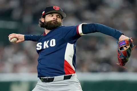 Czech electrician Ondrej Satoria earns respect of Japanese fans with 4.2 shutout innings in WBC..