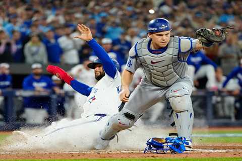 Blue Jays runner was out by feet in Dodgers’  controversial World Series Game 7 play at plate
