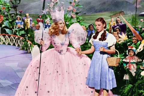 No One Born After 1980 Can Identify 15/17 Of These Iconic Classic Movies